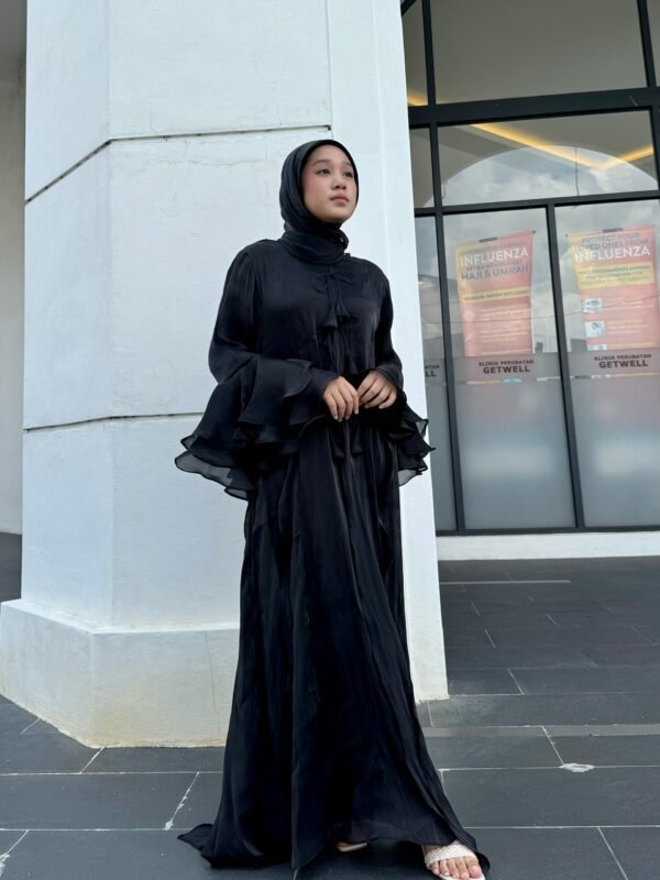 Taalia Signature Abaya